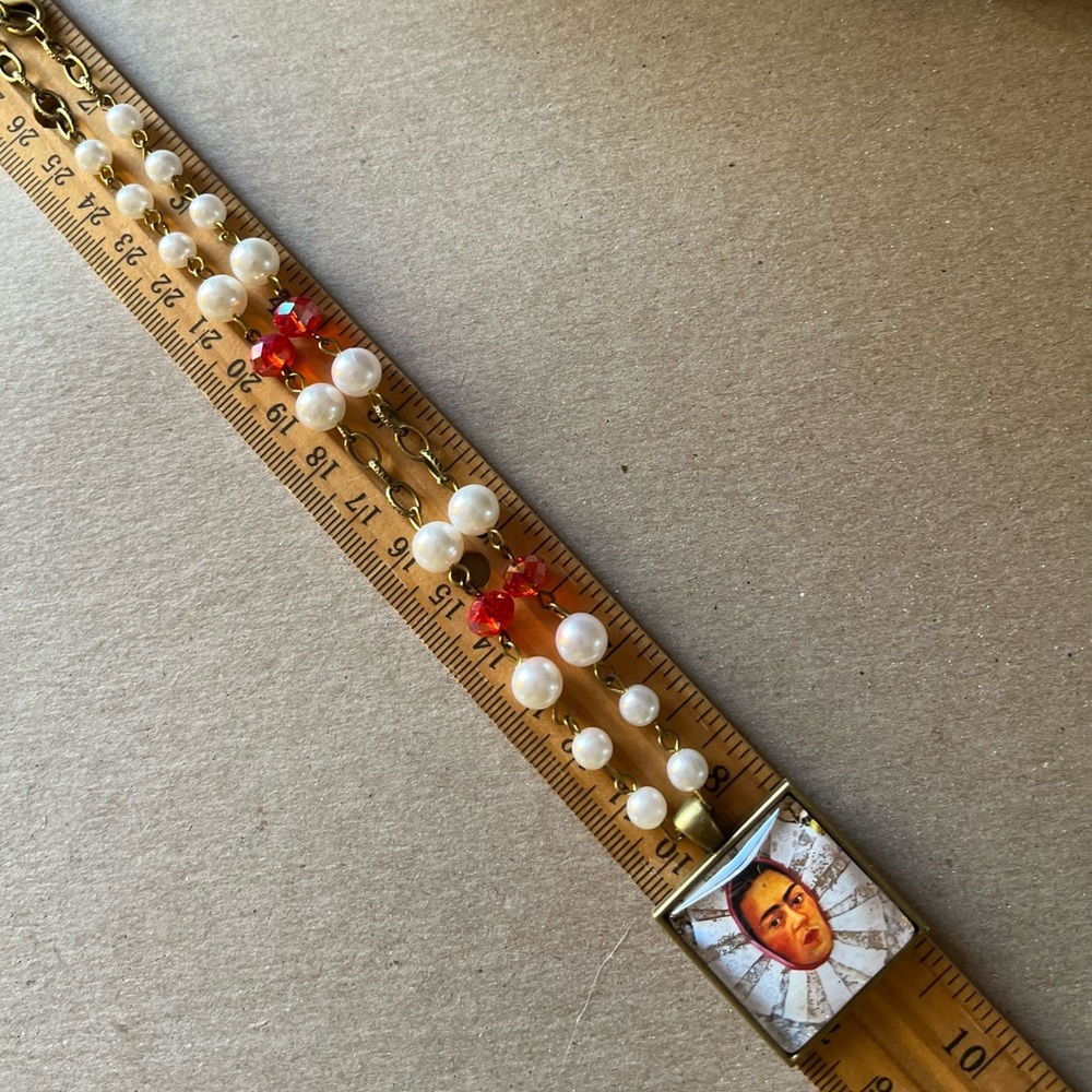SOLD Frida Kahlo Art Pendant Necklace Vintage Beads - Picture 12 of 16
